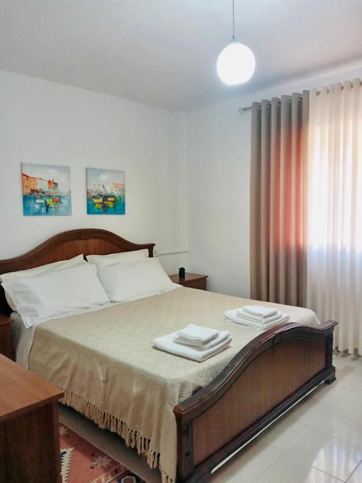Koli Apartament بيرات المظهر الخارجي الصورة